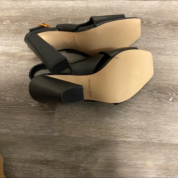 Charles David | Vineyard Pump Sandals In Black Size 7 NEW - Picture 11 of 13